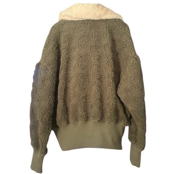 Free People Green Cozy Up Faux Fur Cardi in Crystal Kelp Olive Color Size M - Picture 6 of 10
